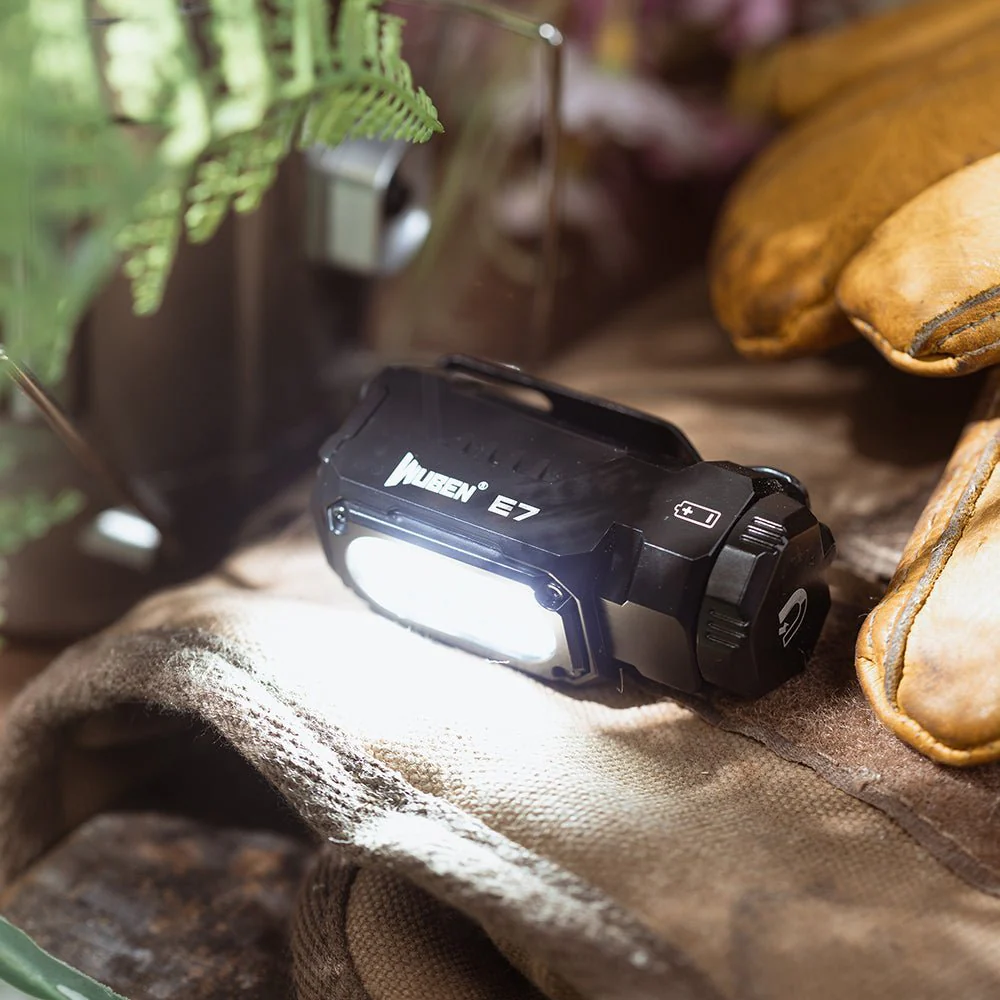 WUBEN E7 Magnetic Multi-functional EDC Flashlight 1800 Lumens - Image 28