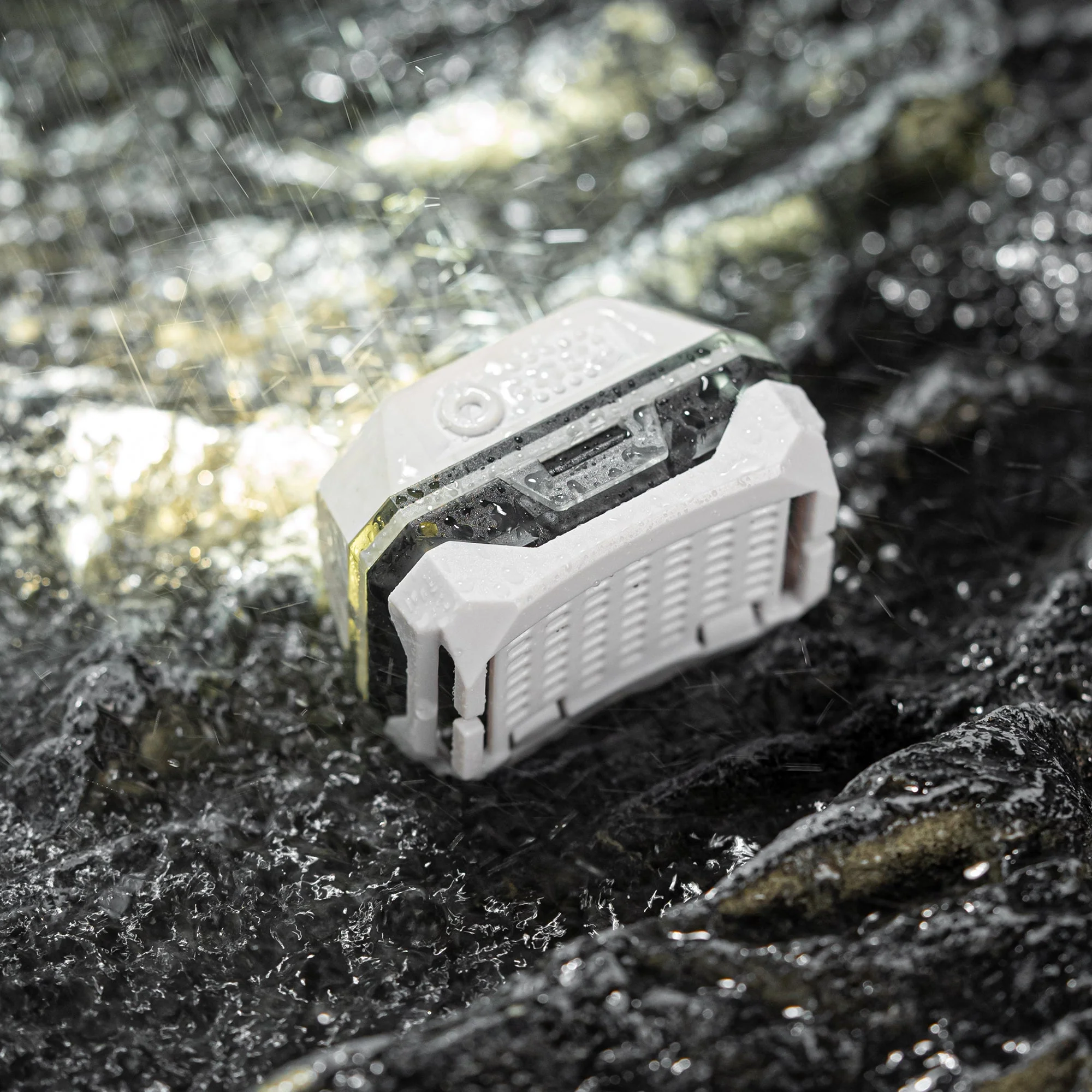 Wuben H4 Multi-function Lighting Rechargeable Hunting LED Headlamp - Image 17