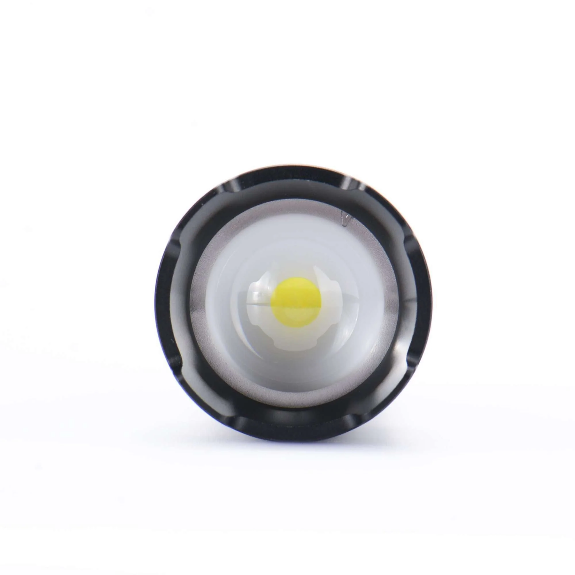 LT35 Pro Best Zoomable LED Flashlight - 1200 Lumens - Image 4
